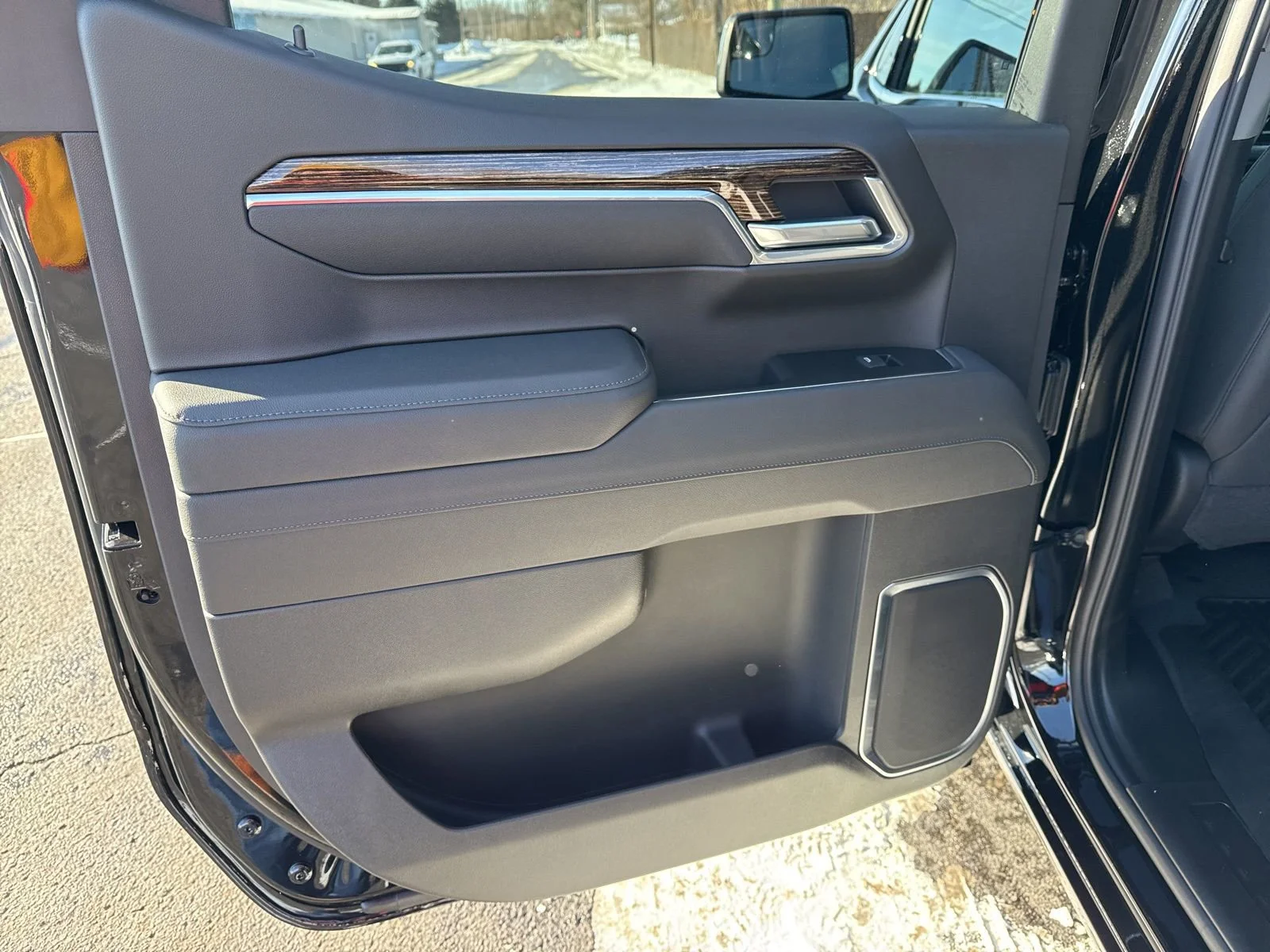 2026 GMC Sierra 1500 SLE - Photo 17
