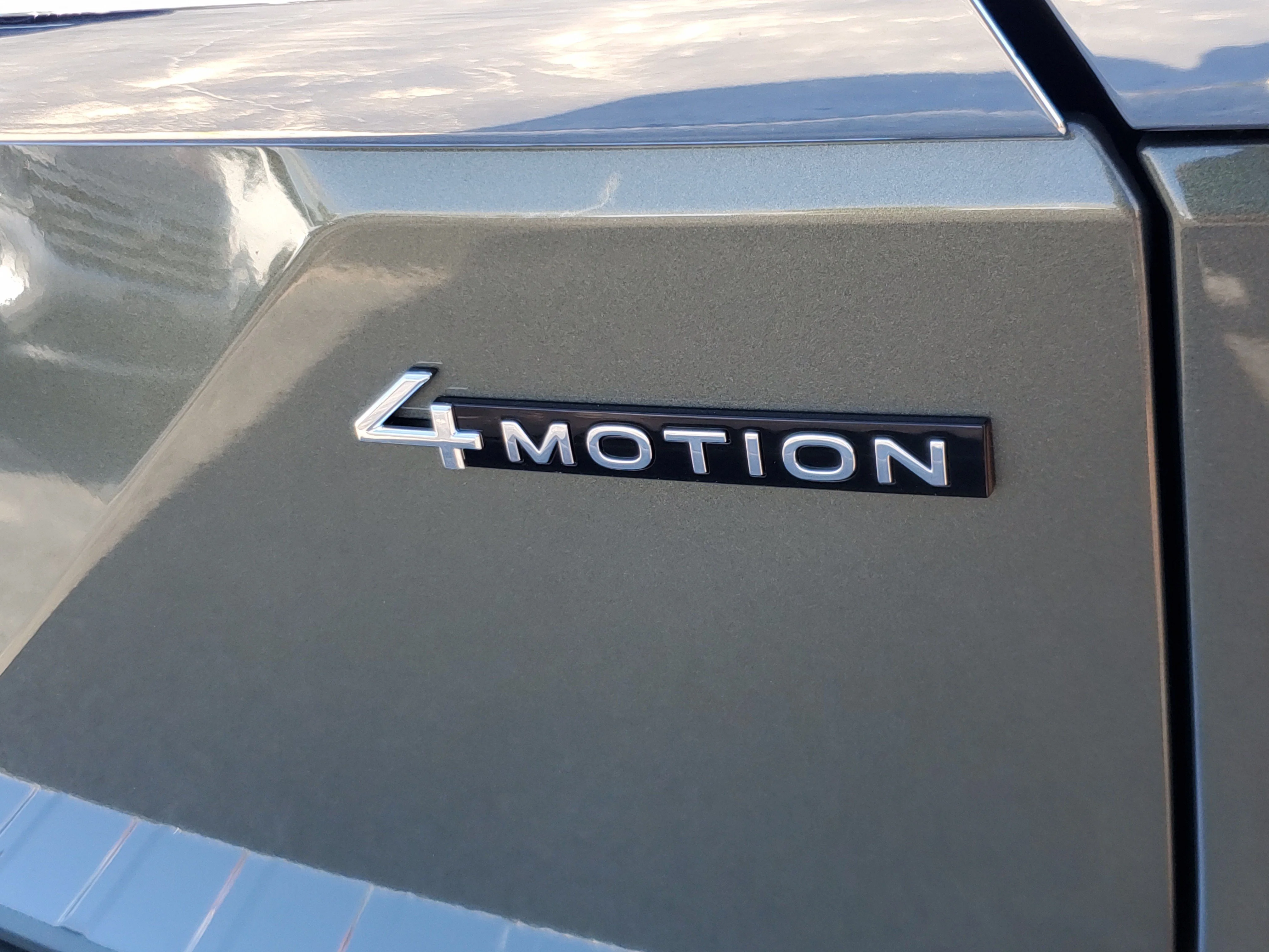New 2026 Green Volkswagen 2.0T SEL Premium R-Line image 7