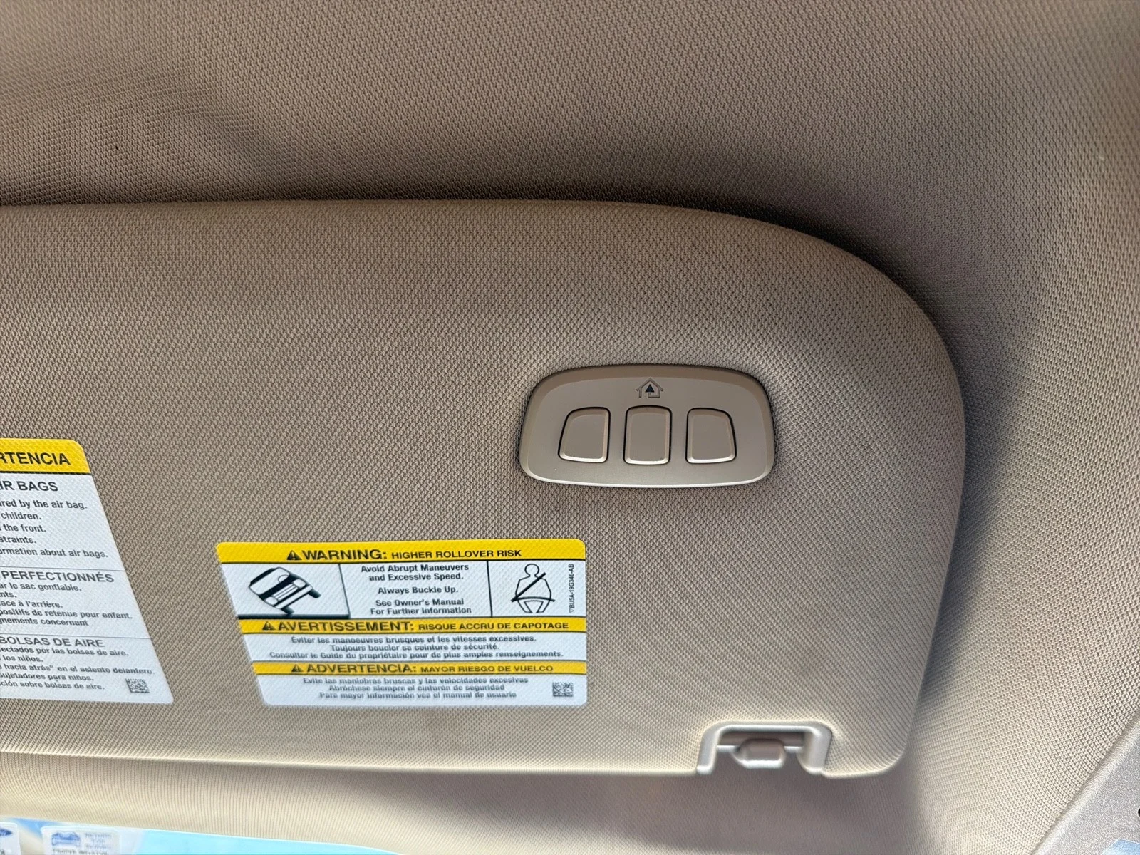 Used 2015 White Platinum Metallic Tri-Coat Ford Lariat image 33