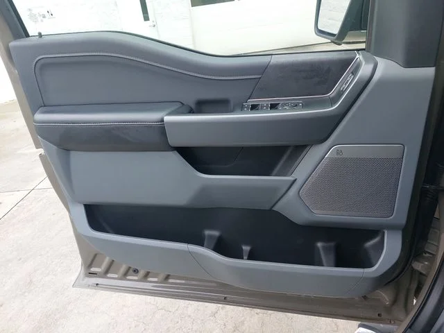 Used 2025 Gray Ford XLT image 28