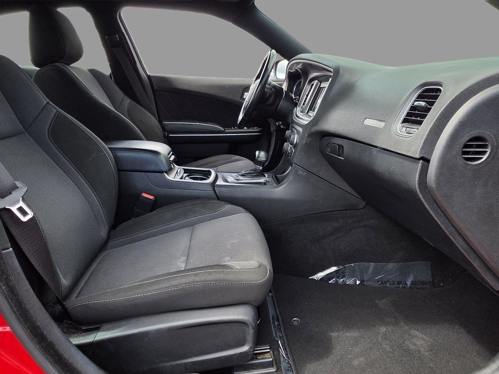 Used 2022 Torred Clearcoat Dodge SXT image 30