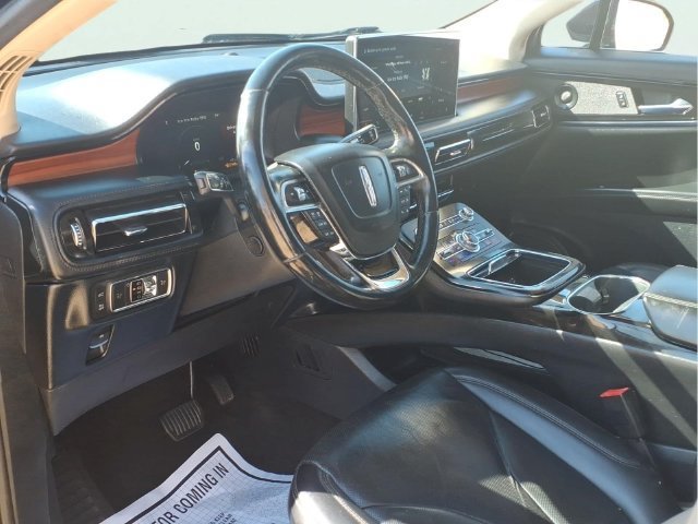 Used 2021 Black Lincoln Reserve image 6