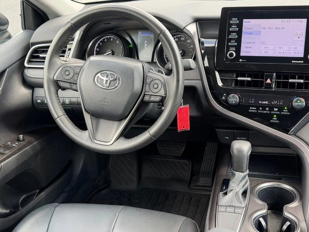 2024 Toyota Camry SE - Photo 14