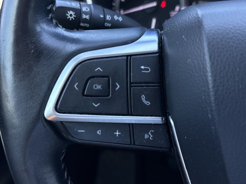 2021 Toyota Highlander XLE - Photo 20