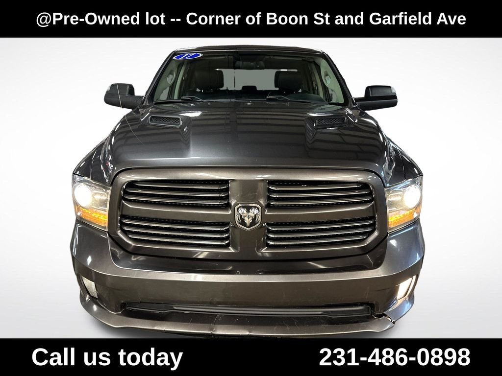 Used 2017 Gray Ram Sport image 8
