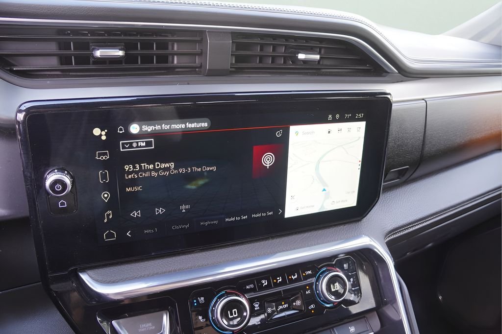 Used 2024 Onyx Black GMC Denali image 27