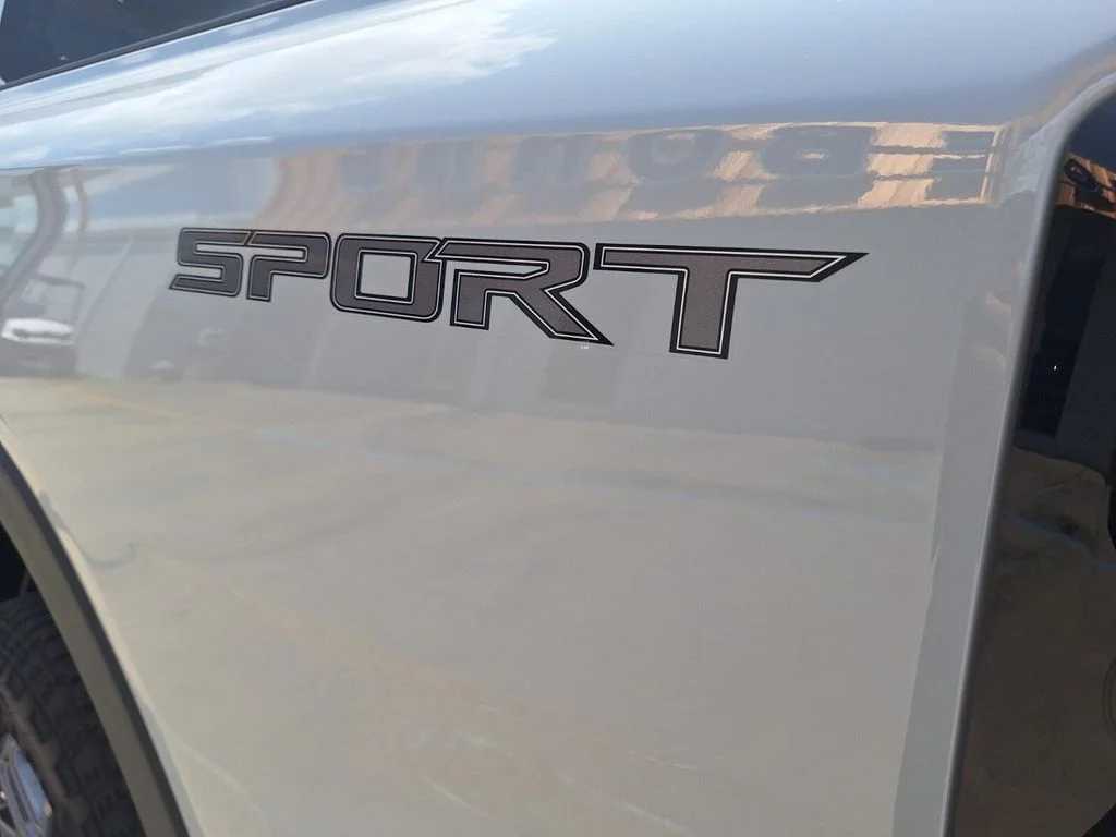 New 2026 Avalanche Ford XLT image 15