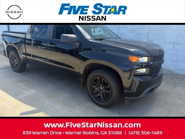 Used 2020 Black Chevrolet Custom image 1