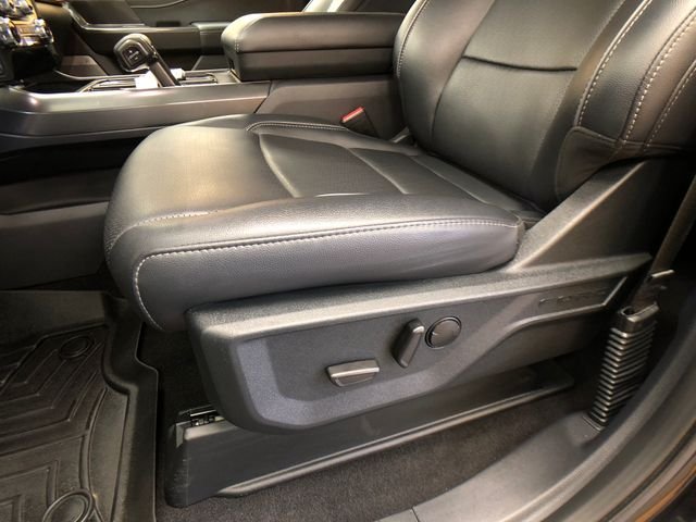 Certified Used 2025 Black Metallic Ford Lariat image 11