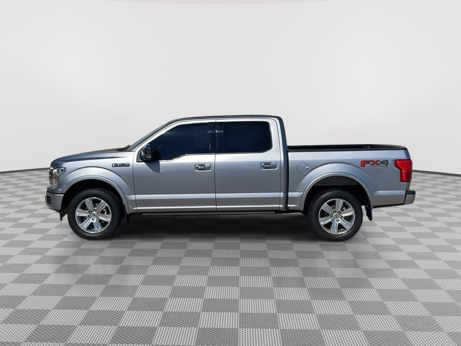 Used 2020 Iconic Silver Ford Platinum image 3