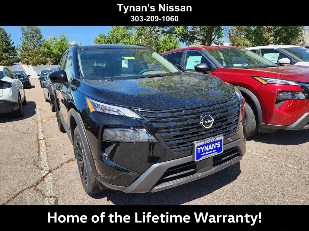2026 Nissan Rogue Dark Armor AWD's photo