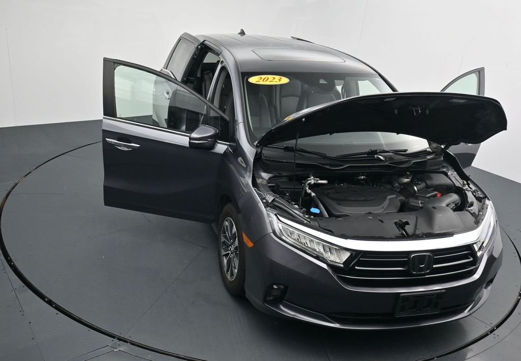 Used 2023  Honda EX-L image 39