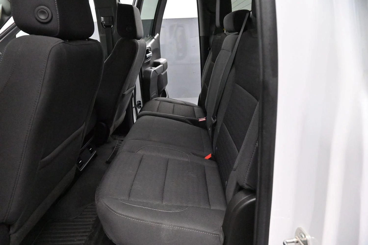 Used 2023 Summit White Chevrolet Custom image 25