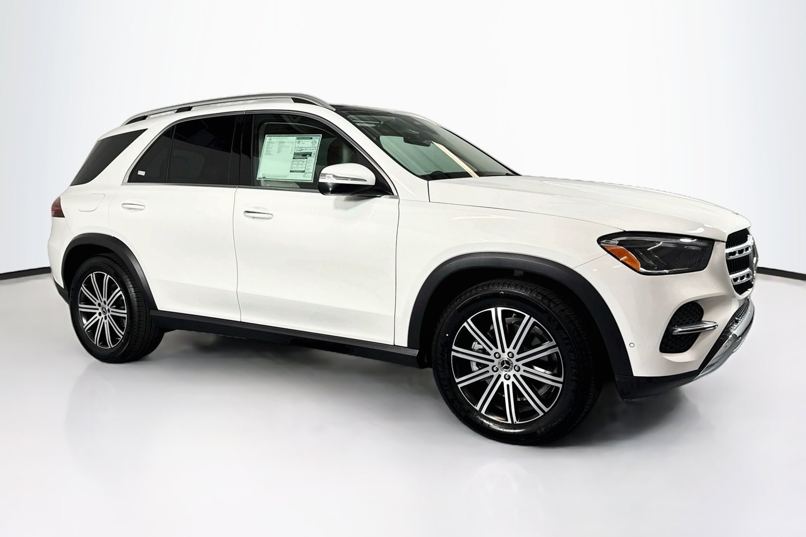 New 2026 Polar White Mercedes-Benz GLE 350 image 3