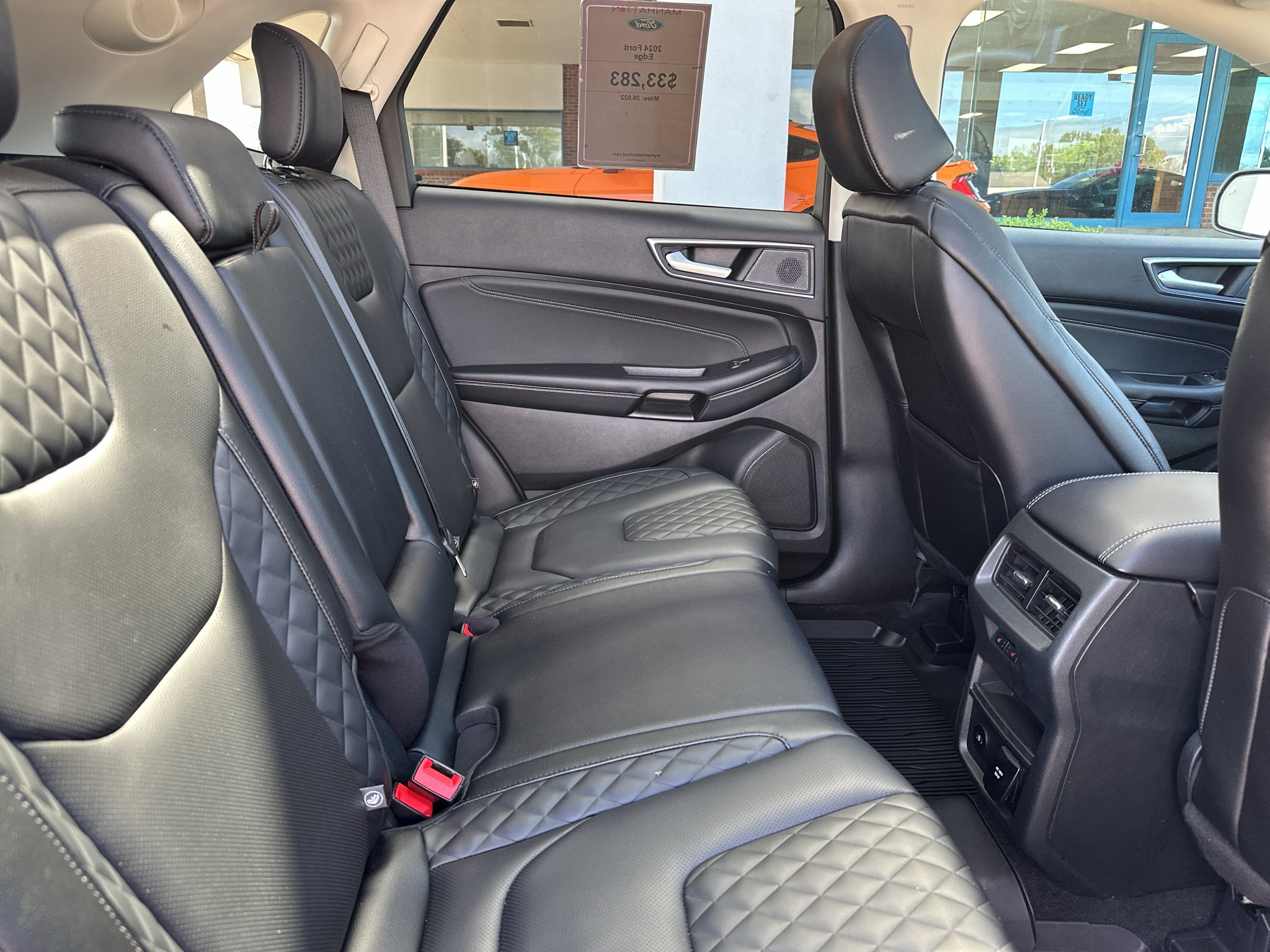 Used 2024 Star White Metallic Tri-Coat Ford Titanium image 5