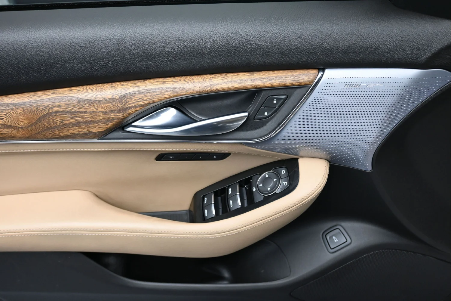 Used 2023 Black Cadillac Luxury image 7