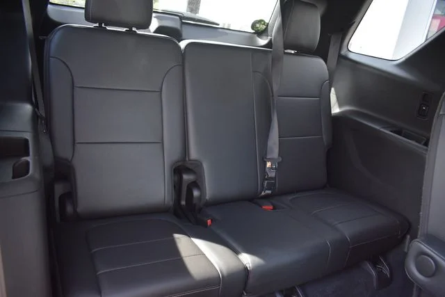 Used 2022 Black Chevrolet Premier image 19