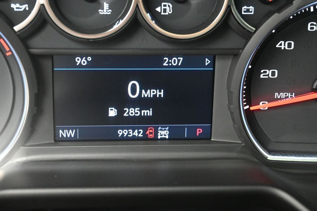 Used 2021 Gray Chevrolet RST image 28