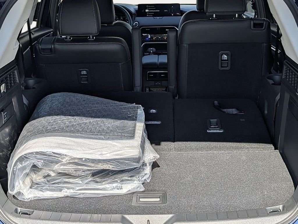 2026 Mazda CX-90 Premium Package - Photo 9