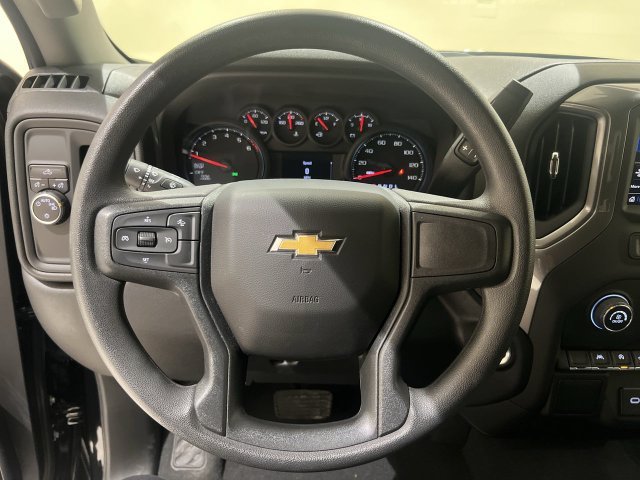 2025 Chevrolet Silverado 1500 Custom - Photo 10