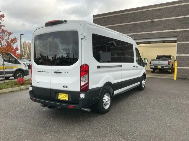 New 2026 Oxford White Ford XLT image 4