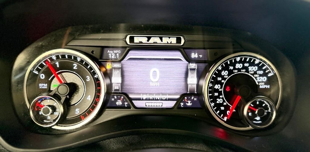 Used 2019 Silver Ram Big Horn image 14