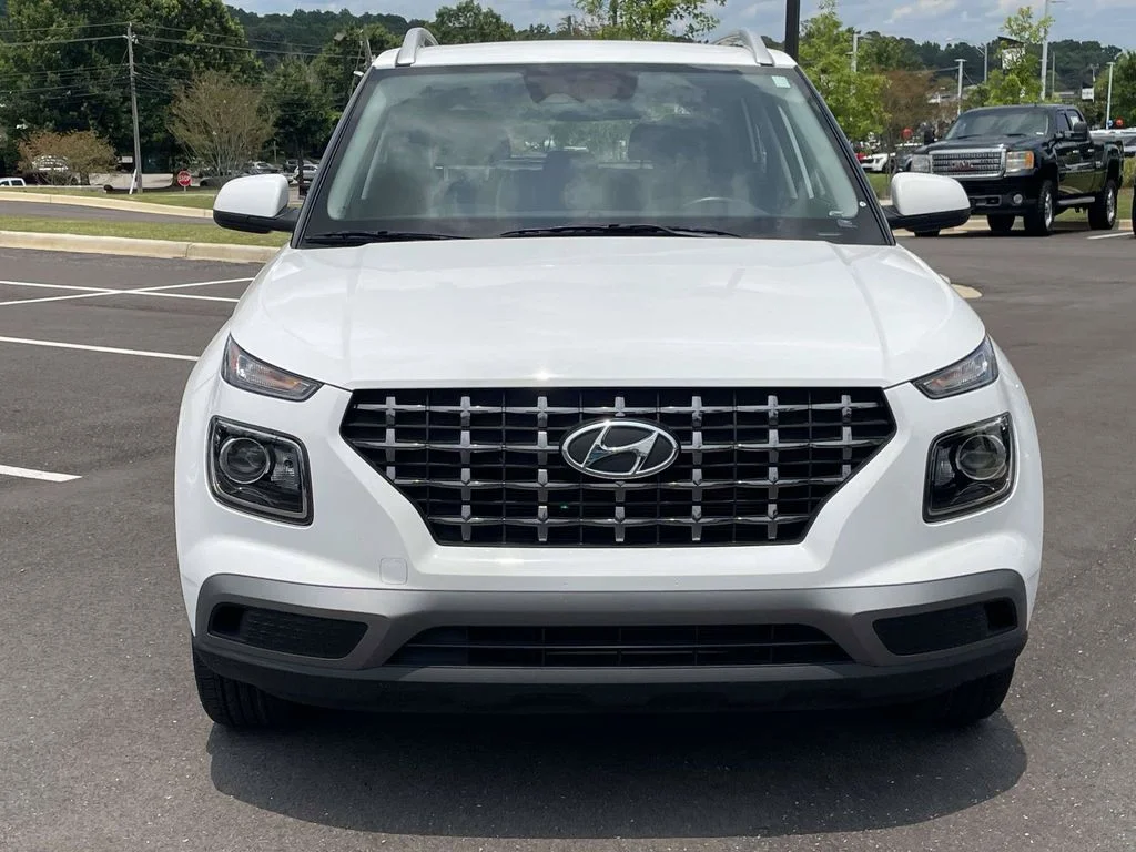 Certified Used 2025 White Hyundai SEL image 8