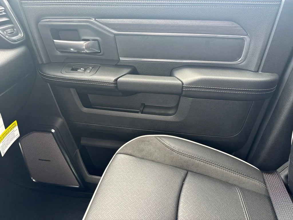 New 2026 Ceramic Gray Clear-Coat Exterior Paint RAM LARAMIE image 26