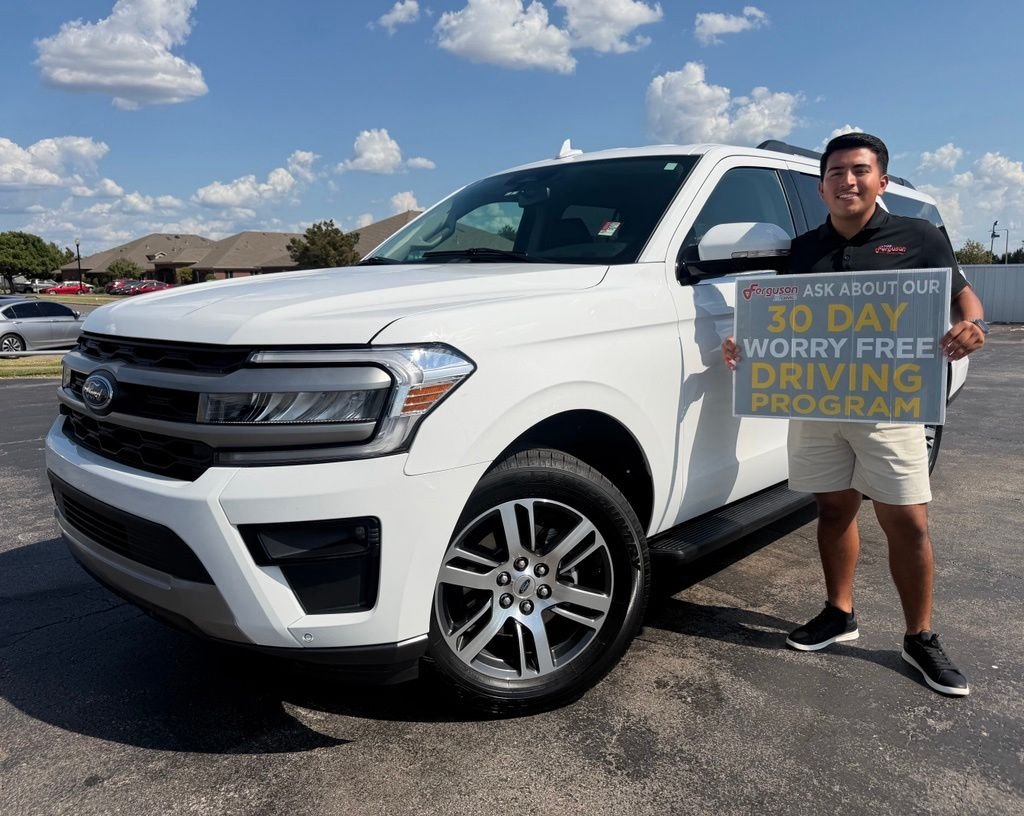 Used 2024 White Ford XLT image 1