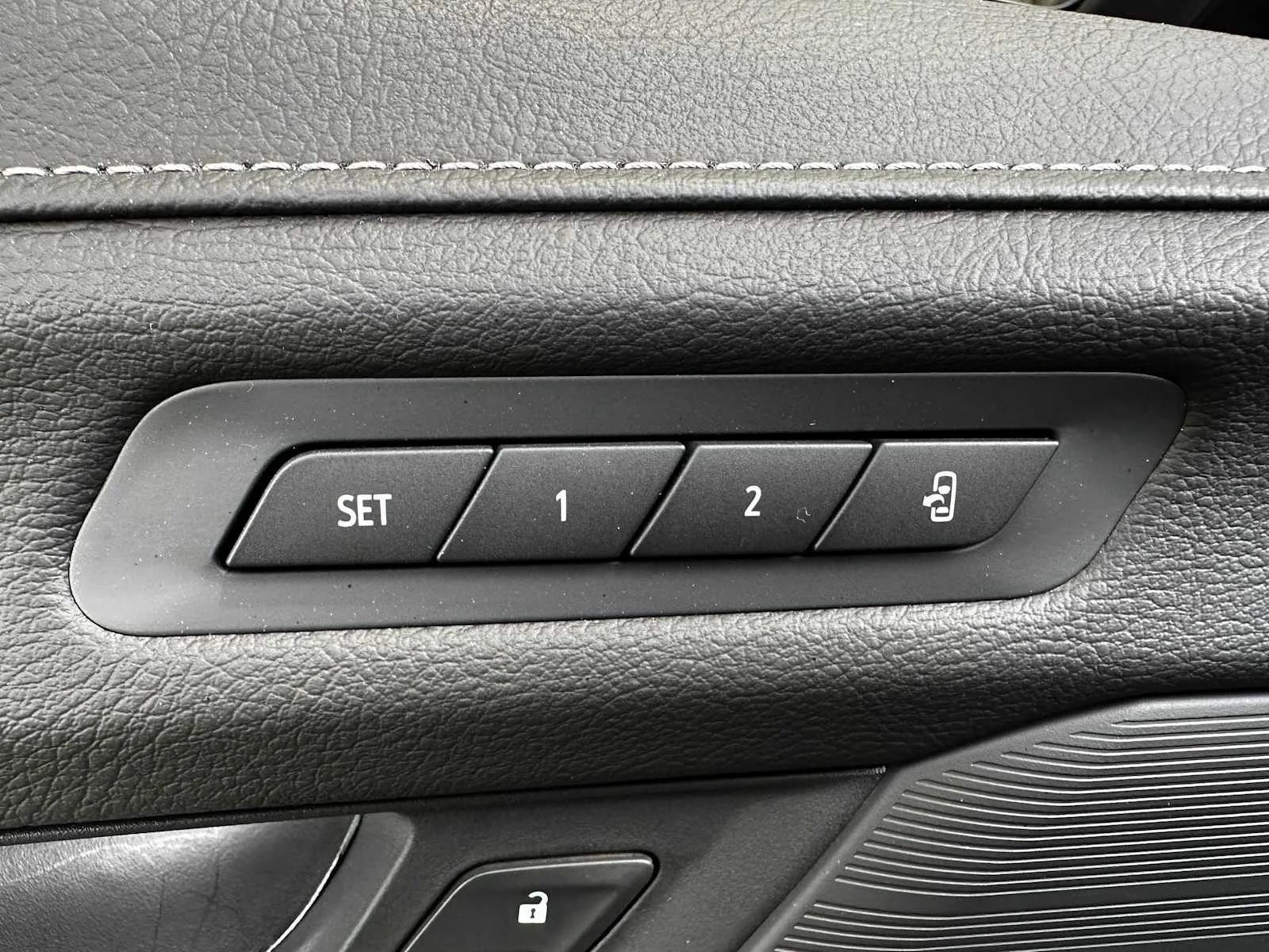 2025 Cadillac CT4 Premium Luxury - Photo 17