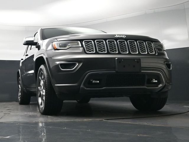 Used 2021 Gray Jeep Overland image 31
