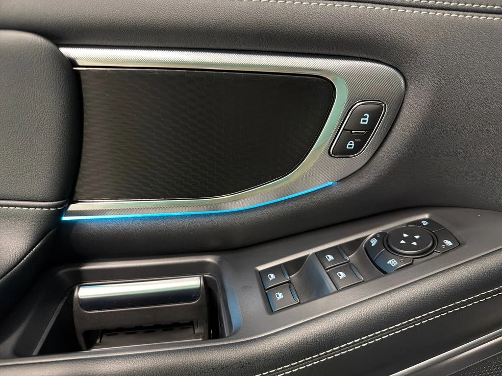 New 2027 Glacier Gray Metallic Tri-Coat Ford MAX Platinum image 17