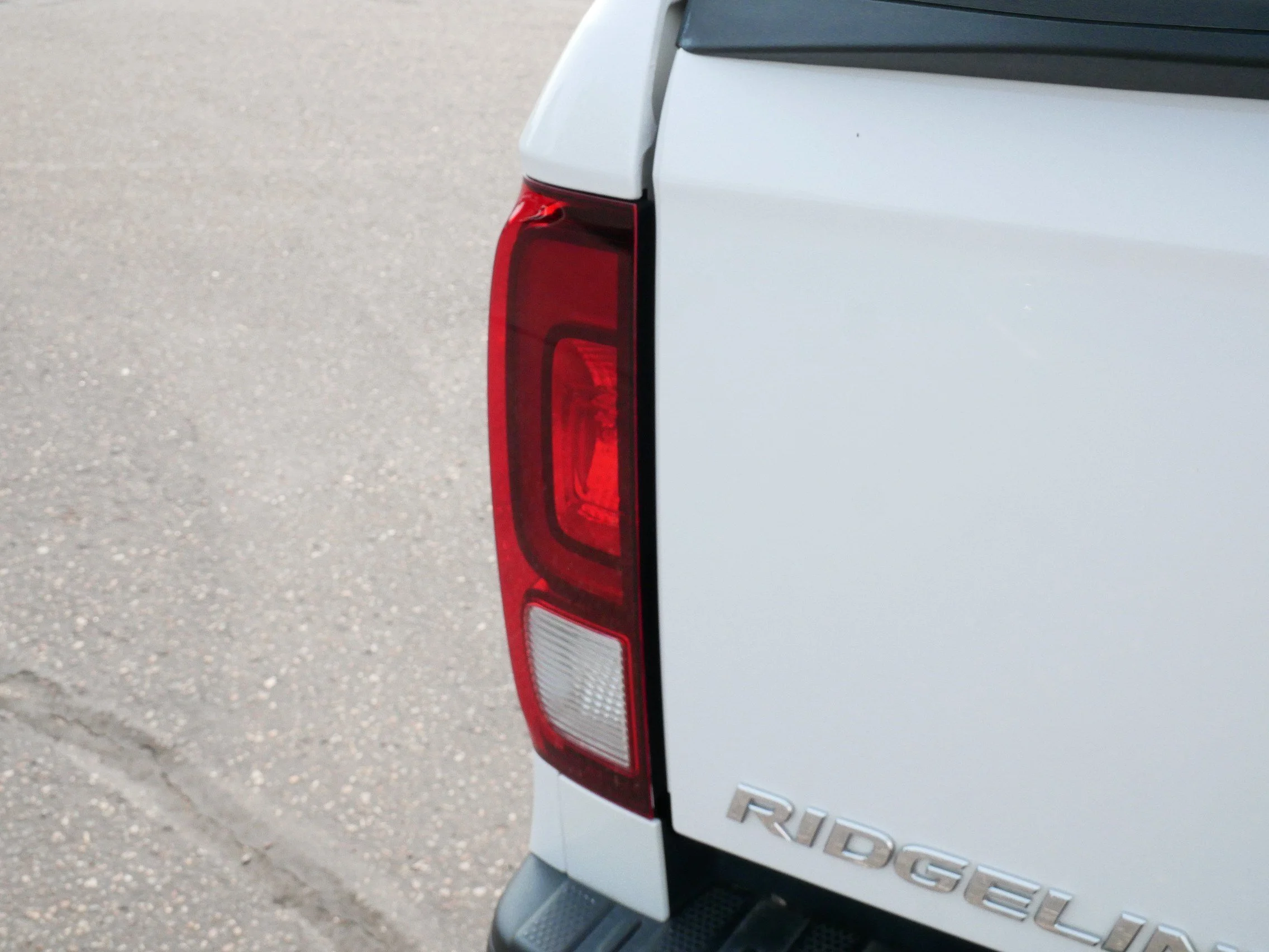 Used 2023 Platinum White Pearl Honda RTL image 17