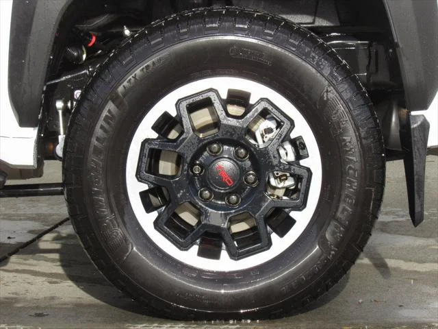 2025 Toyota 4Runner TRD Off-Road Premium - Photo 40