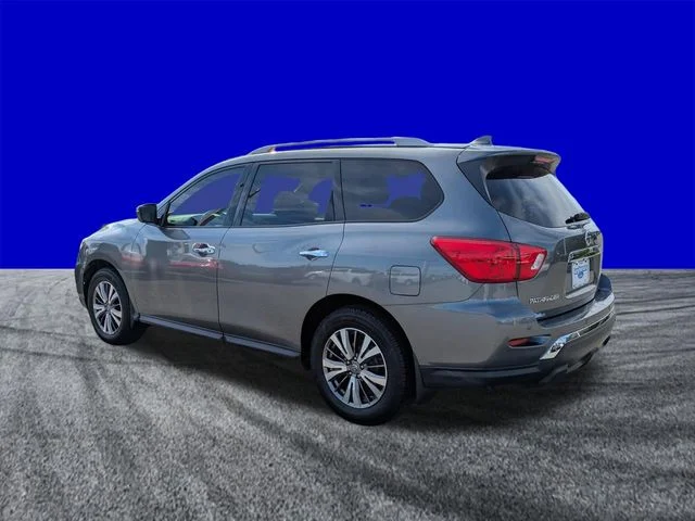 Certified Used 2020 Gun Metallic Nissan S image 6