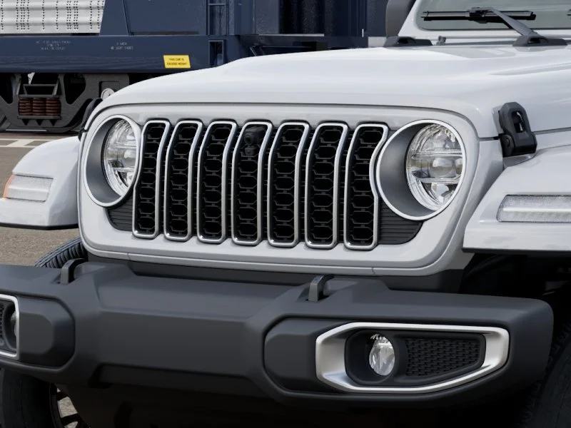 New 2026 Bright White Clear-Coat Exterior Paint Jeep Sahara image 11