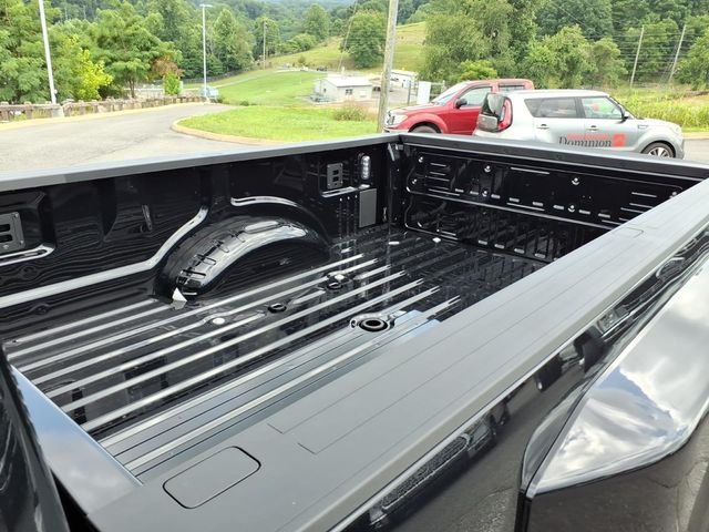 New 2026 Agate Black Metallic Ford F-350® Lariat® image 21