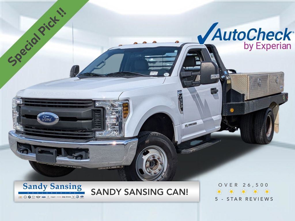2019 Ford F-350 Super Duty Chassis Cab XL
