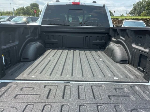 New 2026 Oxford White Ford Tremor® image 9