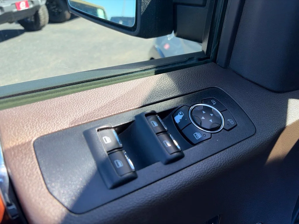 Used 2017 White Gold Ford King Ranch image 11