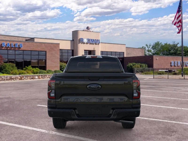 New 2026 Shadow Black Ford XLT image 38