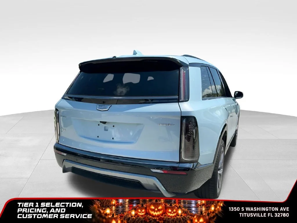 Used 2026 Nimbus Metallic Cadillac Sport image 10