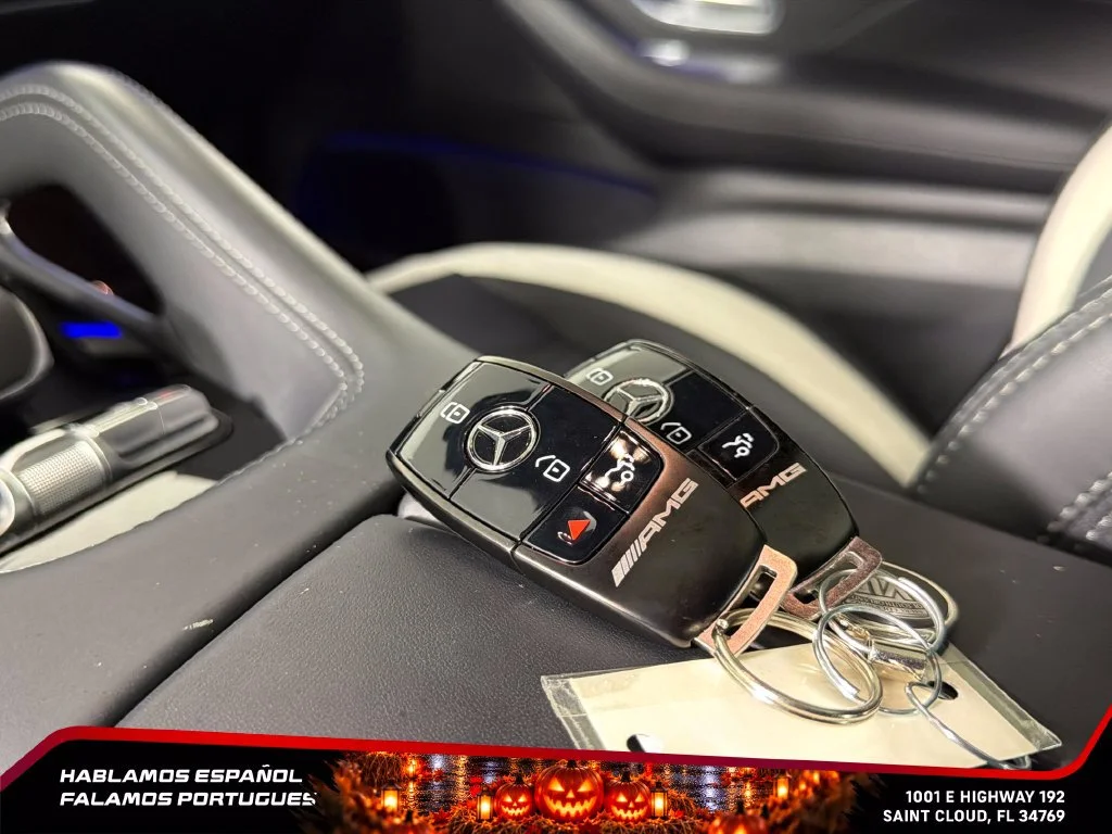 Used 2023 Black Mercedes-Benz S 4MATIC® image 27