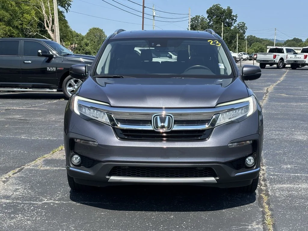 Used 2022 Gray Honda Elite image 5
