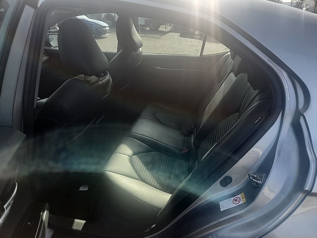 Used 2019 Silver Toyota SE image 20