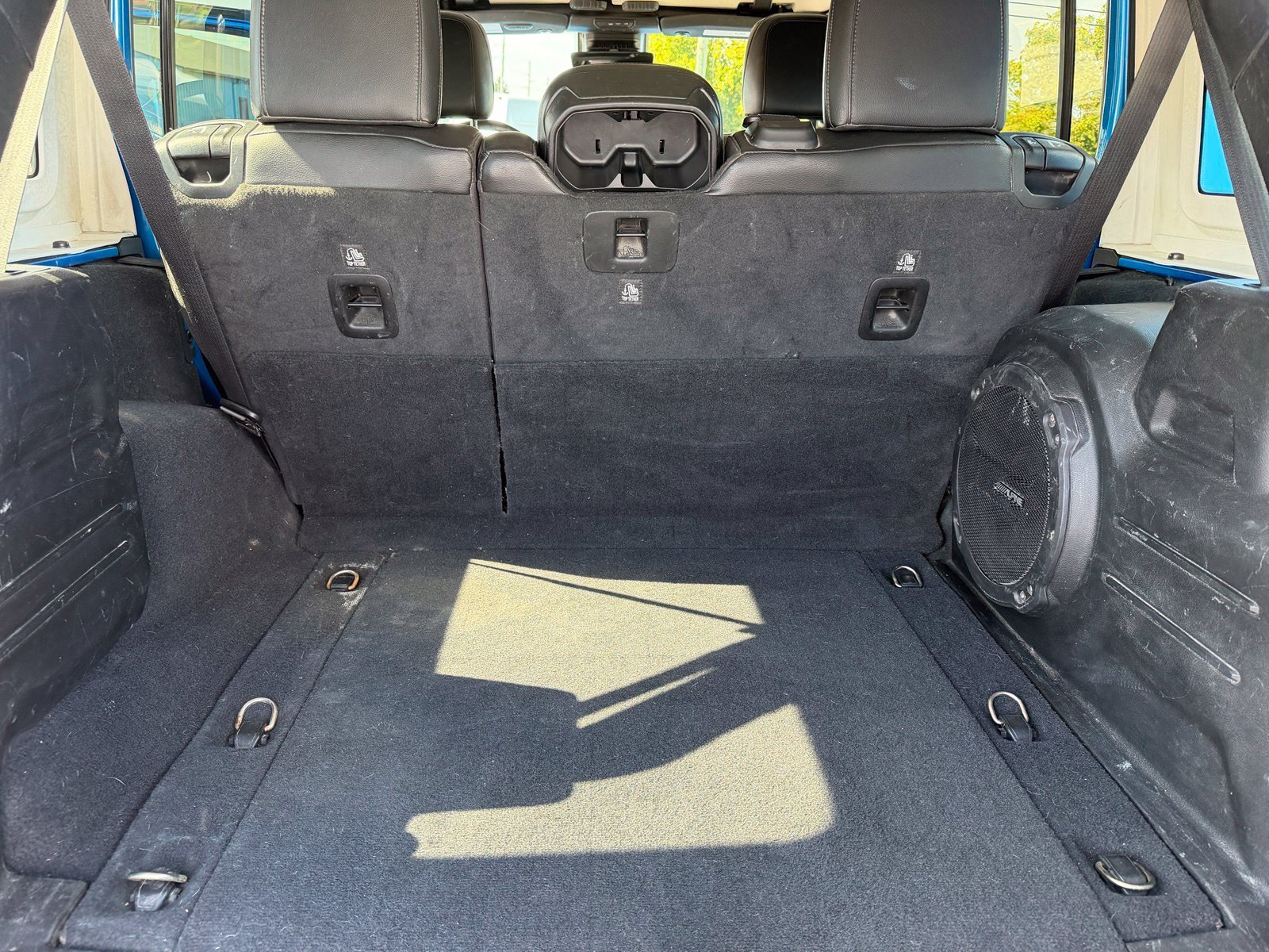 Used 2022 Blue Jeep Unlimited Rubicon 392 image 25