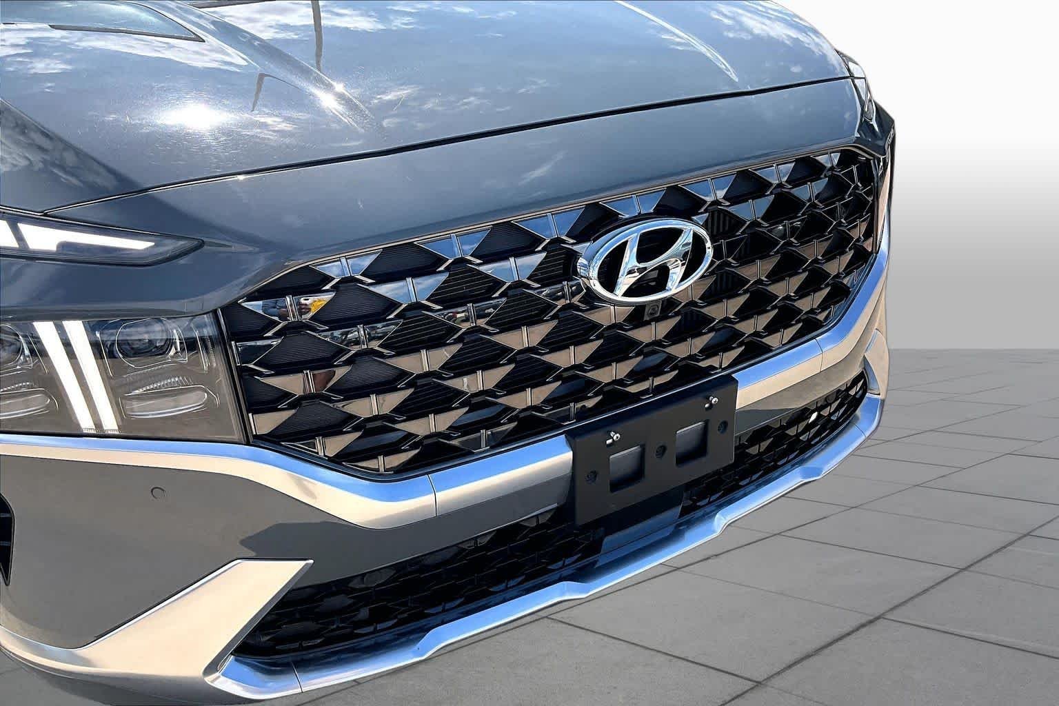Used 2023 Hampton Gray Hyundai Calligraphy image 30