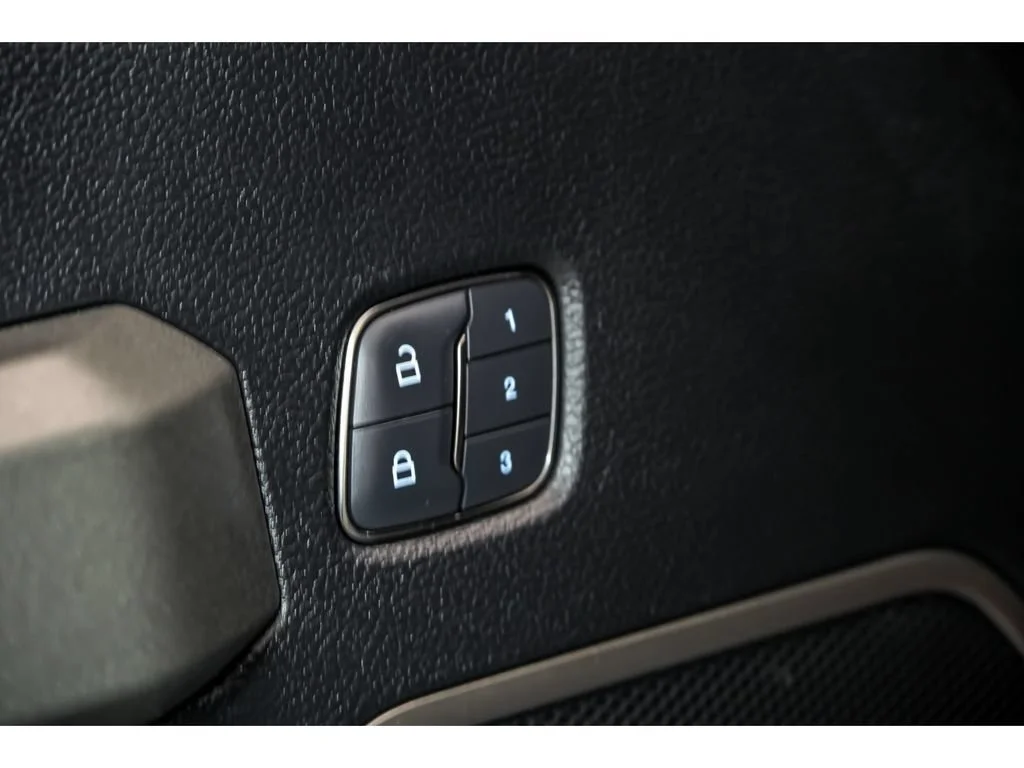 Used 2017 Gray Ford Raptor image 11