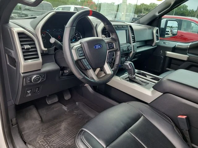 Used 2020 White Ford Lariat image 19