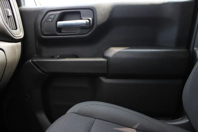 Used 2023 Silver GMC Pro image 14